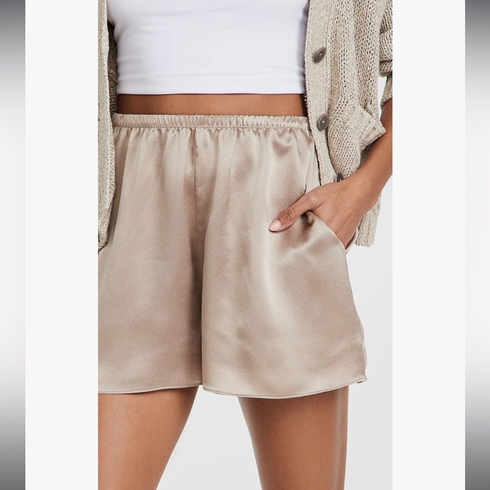 VINCE 100% SILK SHORTS / Beige Smoky Quartz / XS
